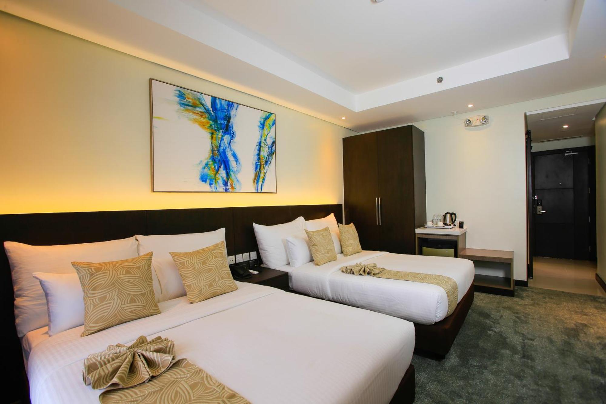 The Oriental Hotel Legazpi Buitenkant foto