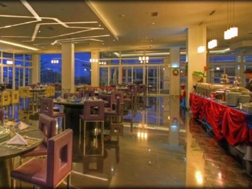 The Oriental Hotel Legazpi Buitenkant foto